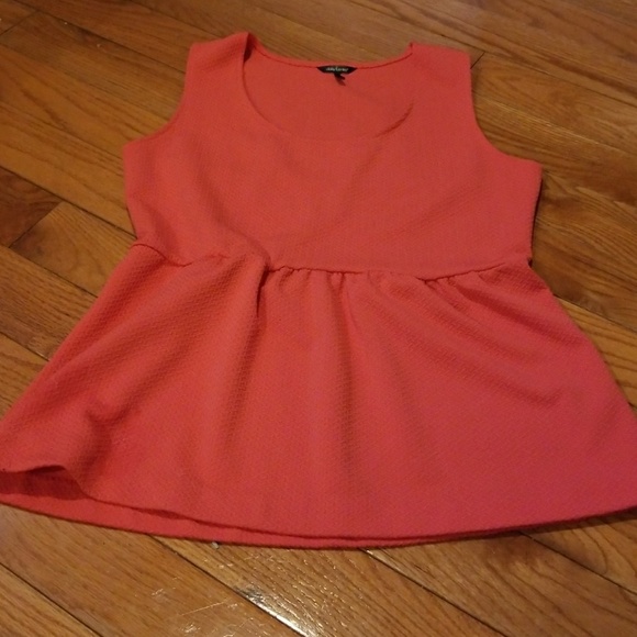 Daisy Fuentes Watermelon Peplum top - Picture 1 of 4